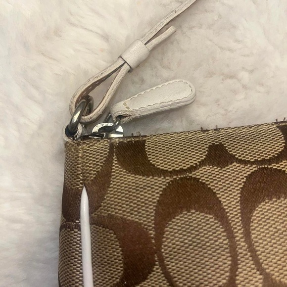 Coach white Khaki 6094 Signature Canvas Ivory  Demi  Shoulder Purse Baguette - Picture 8 of 8